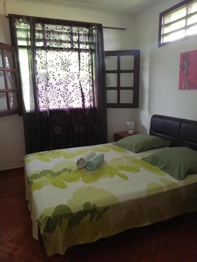 La Douce Demeure Bed & Breakfast Matoury Luaran gambar